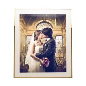 Porta-Retrato de Aço Inox Basic Dourado 20cm x 25cm - Wolff